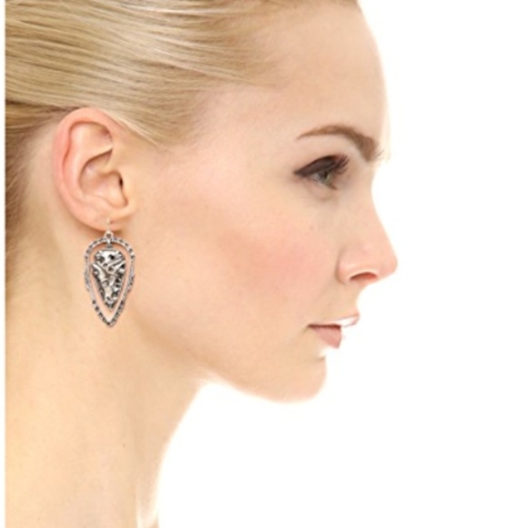VANESSA MOONEY // ltd ed rare illuminations silver arrowhead statement earrings - Picture 8 of 9